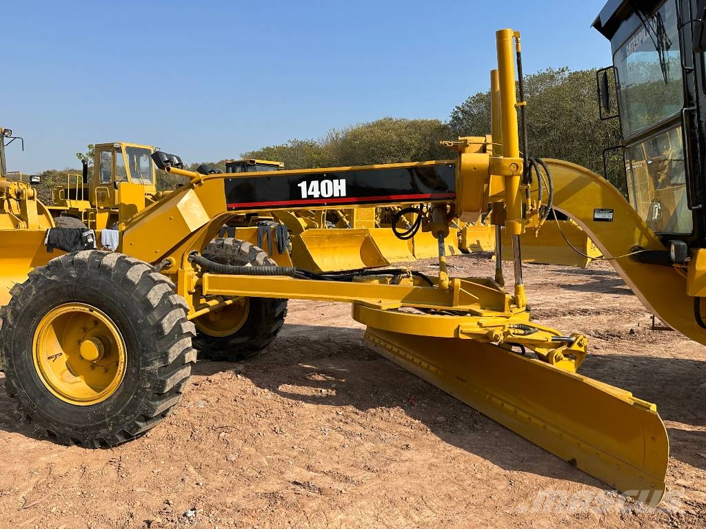 CAT 140H Grejdery