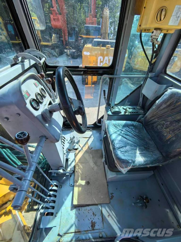 CAT 140 G Grejdery