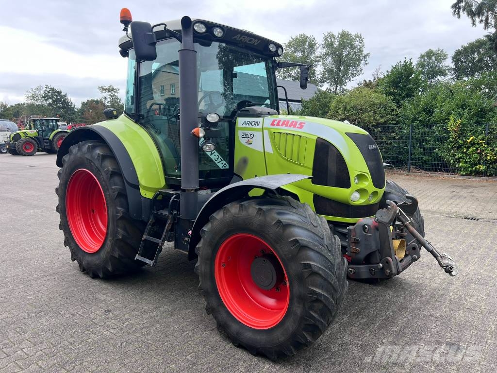 CLAAS Arion 530 cis الجرارات