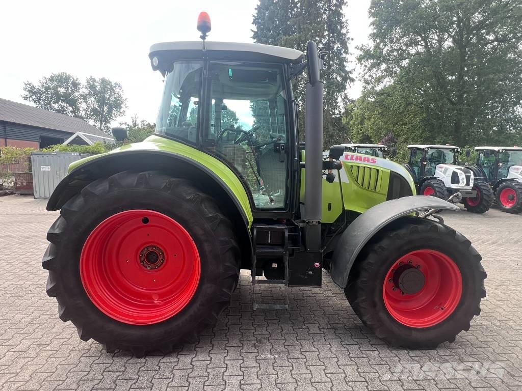 CLAAS Arion 530 cis Traktori