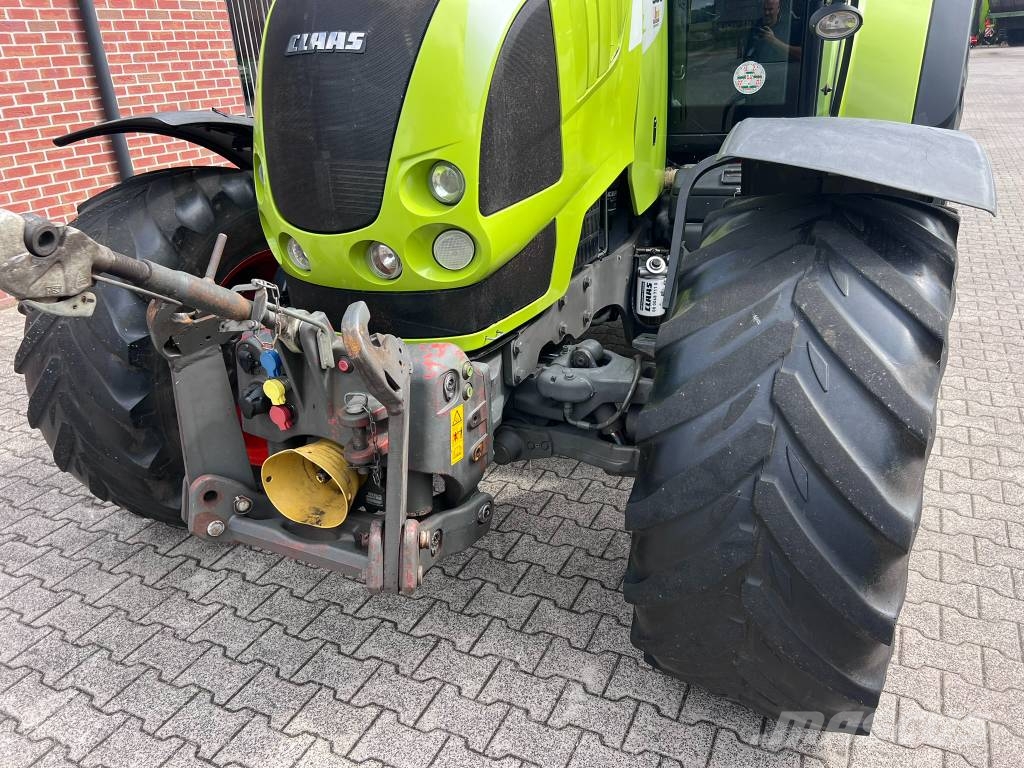 CLAAS Arion 530 cis Traktori