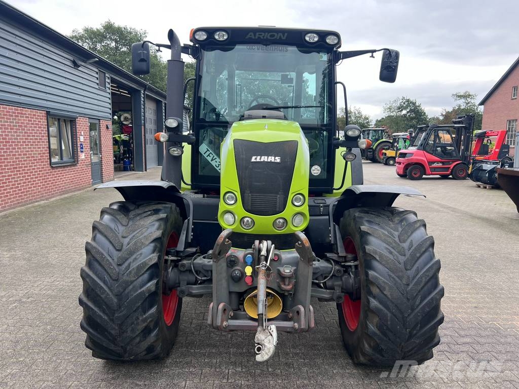 CLAAS Arion 530 cis الجرارات