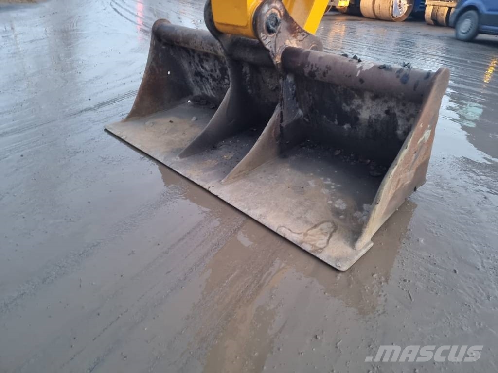 JCB JS 160 LC Excavadoras sobre orugas