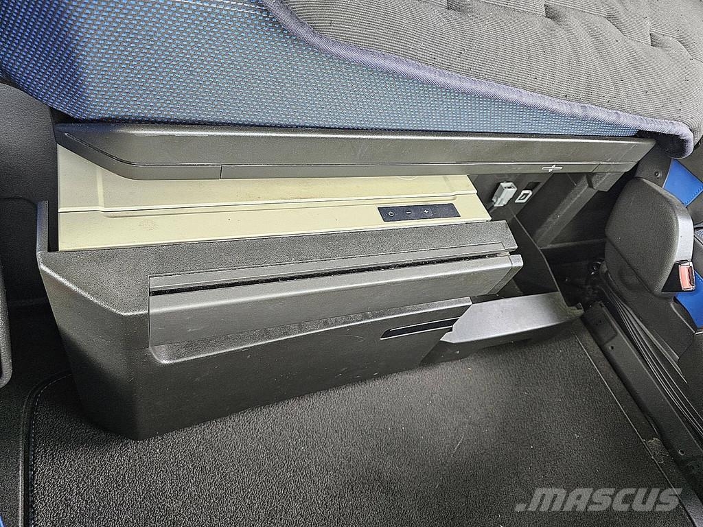 Volvo FH 460 6X2 GLOBE Nyergesvontatók