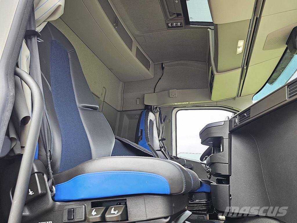 Volvo FH 460 6X2 GLOBE Nyergesvontatók