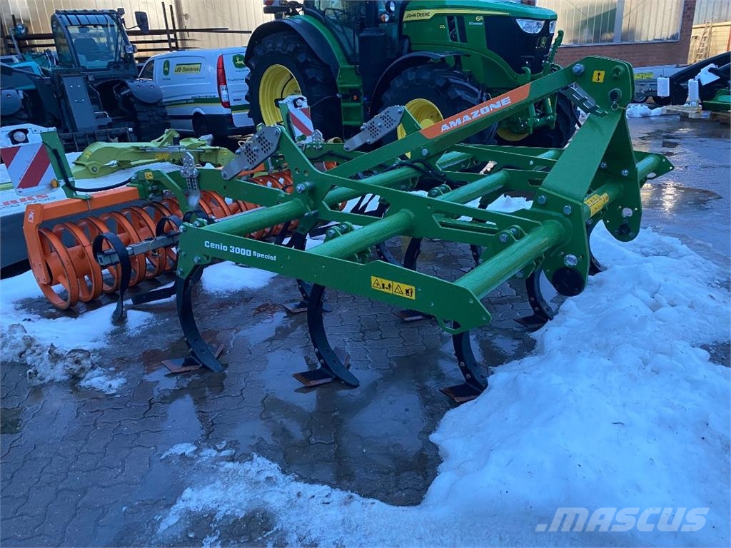 Amazone Cenio 3000 Cultivators