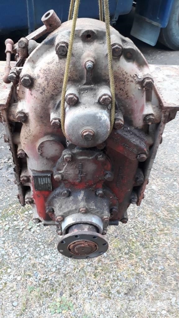 ZF VG500 transfer gearbox/jakolaatikko علب تروس