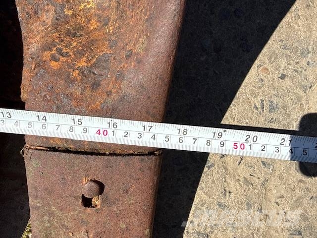 CAT 215 - 450 mm Pelle rétro arrière