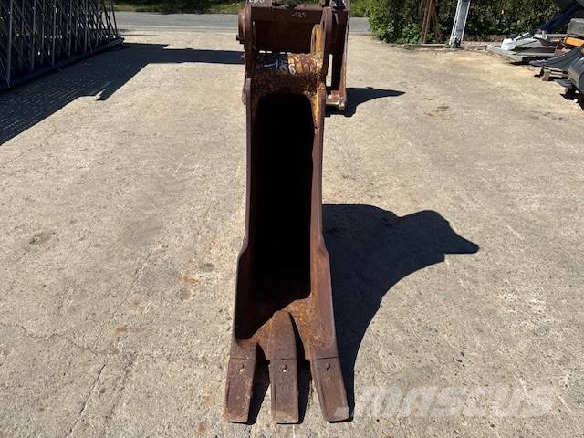 CAT 215 - 450 mm Pelle rétro arrière