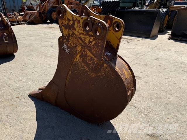 CAT 215 - 450 mm Pelle rétro arrière