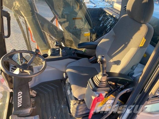 Volvo EWR 170 E MIETE / RENTAL (12005642) Wielgraafmachines