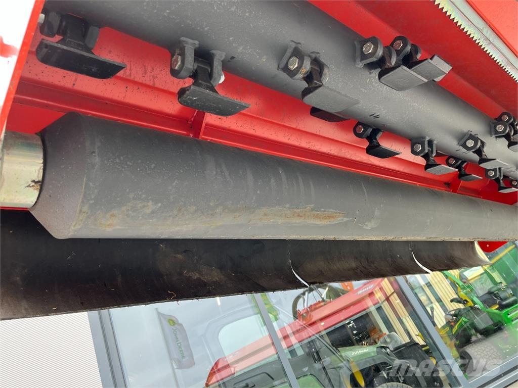 Kuhn BP28 Komunálna technika - ostatné
