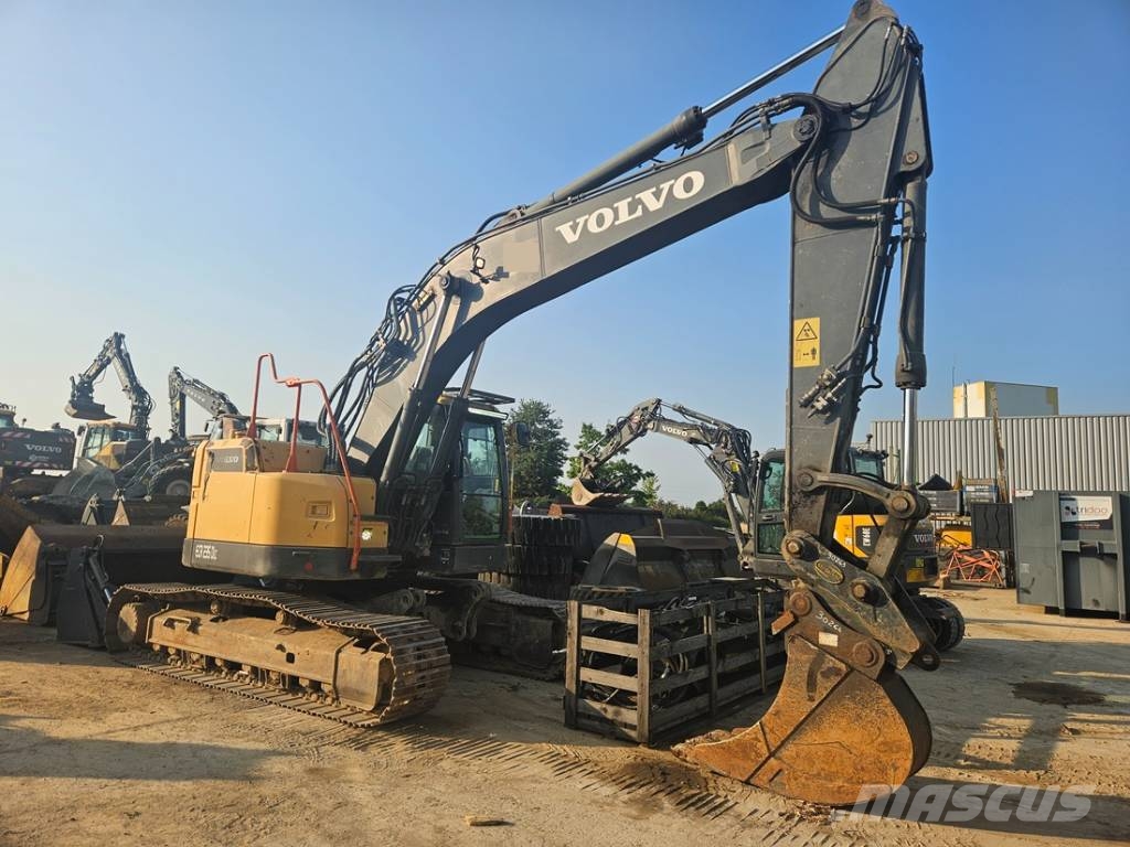 Volvo ECR 235 Pásové rýpadlá
