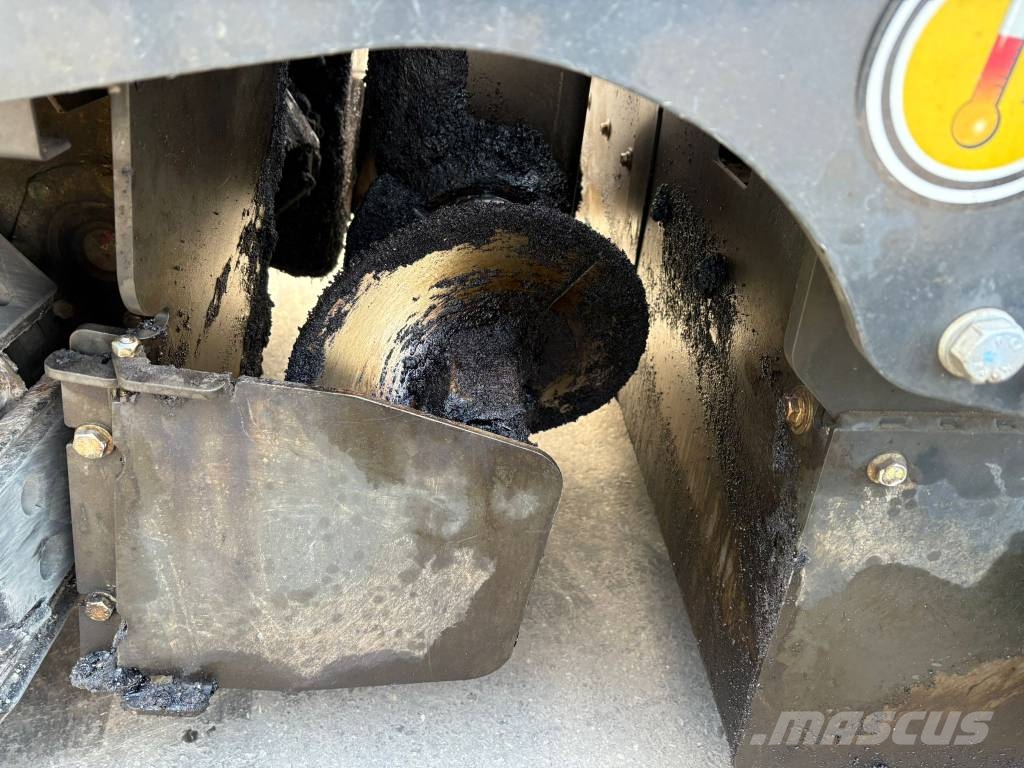 Bomag BF 200 Asfaltni finišerji