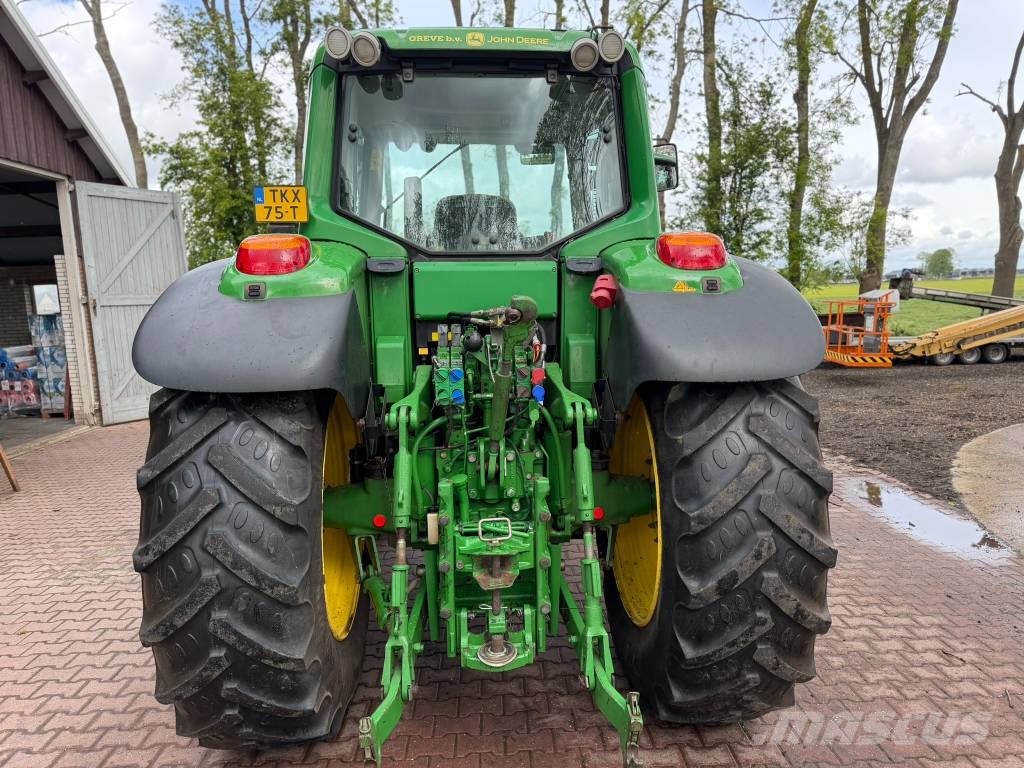 John Deere 6830 Traktorid