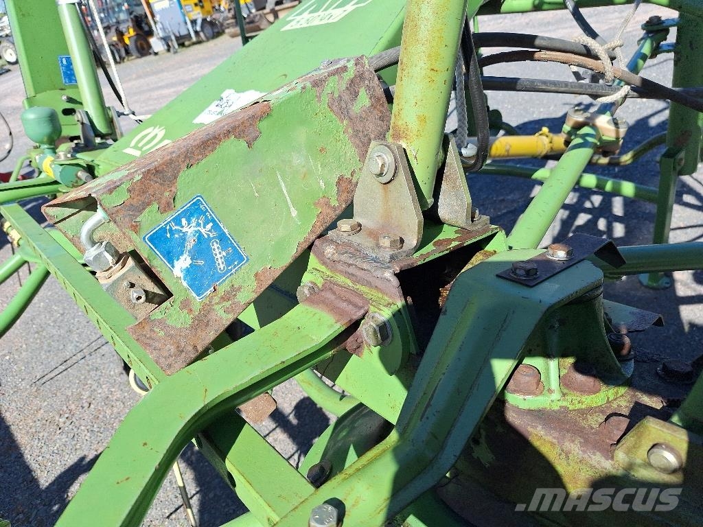 Krone KW 5.50 مكابس وميبسات التبن