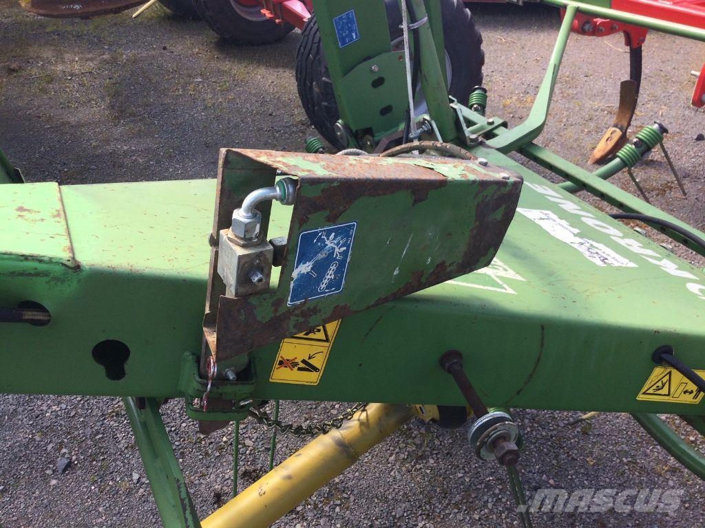 Krone KW 5.50 مكابس وميبسات التبن