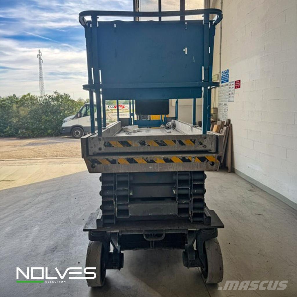 JLG ES2646 رافعات مقصية الشكل