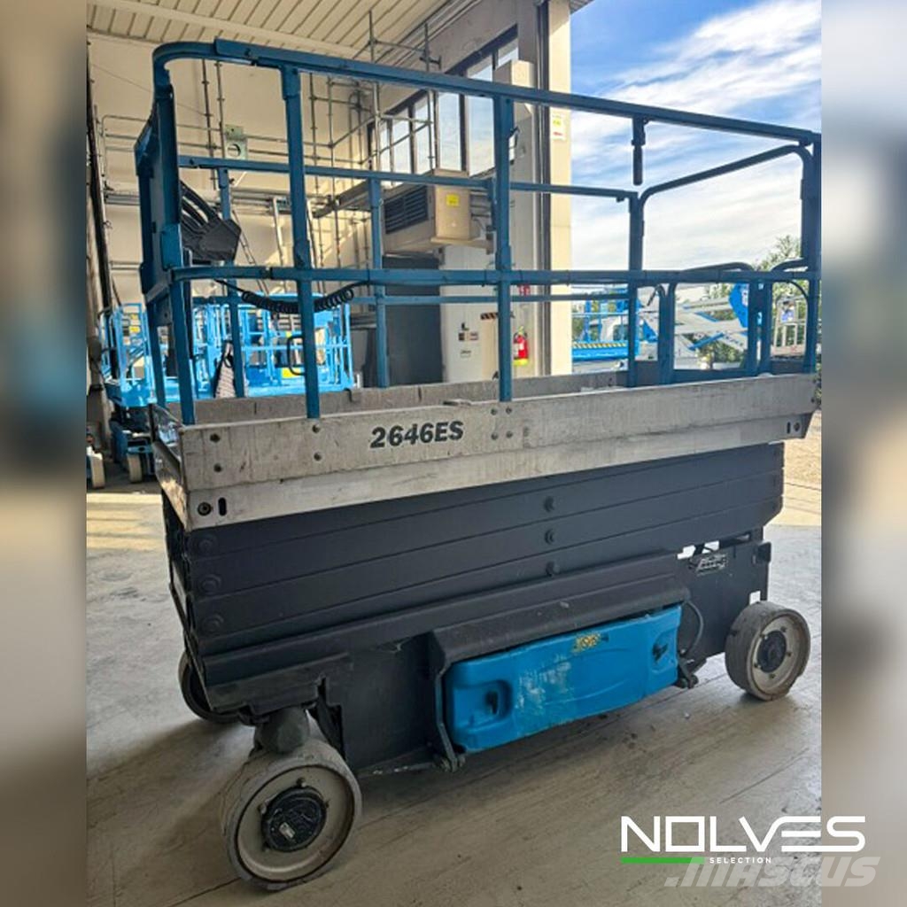 JLG ES2646 رافعات مقصية الشكل