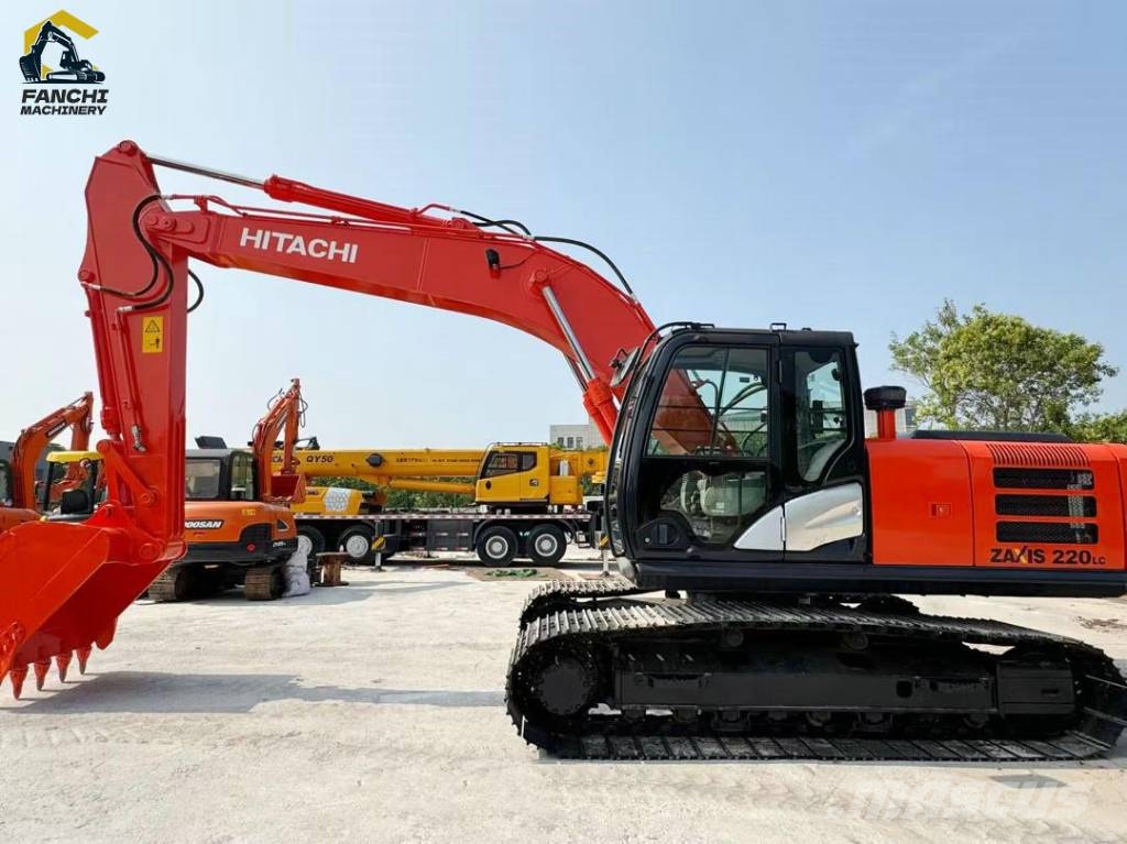 Hitachi 210 حفارات زحافة
