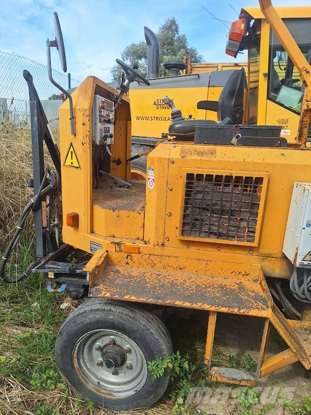 Grünig BSM1200-4R Maža asfalto klojimo technika