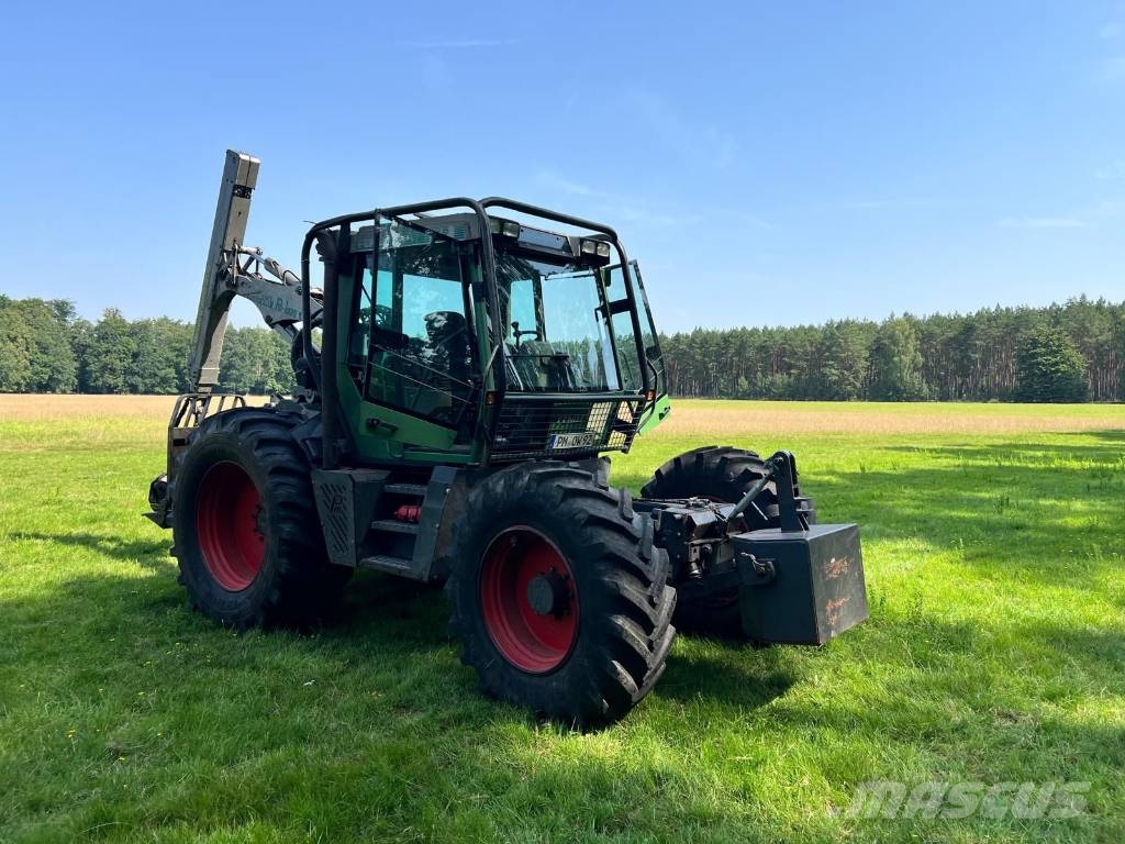Fendt Xylon 524 林業トラクター