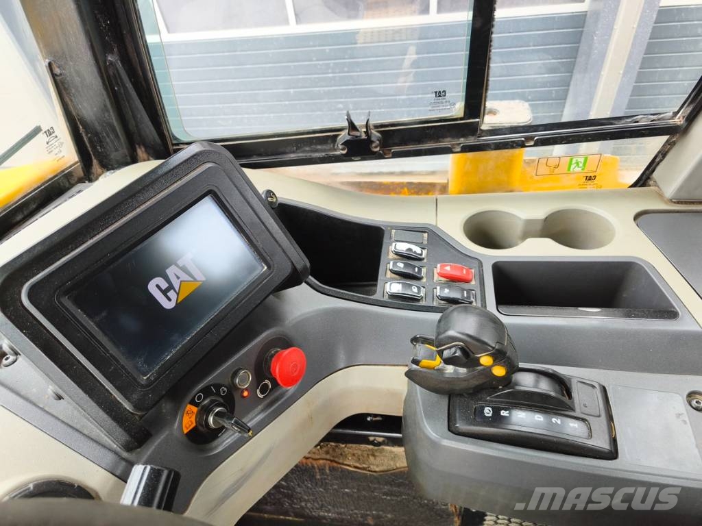 CAT 745 Σπαστό Dump Truck ADT