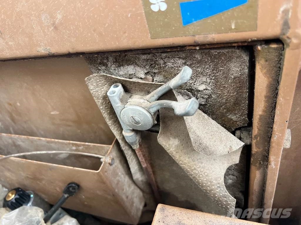 CAT 211B 履帶式 挖土機/掘鑿機/挖掘機