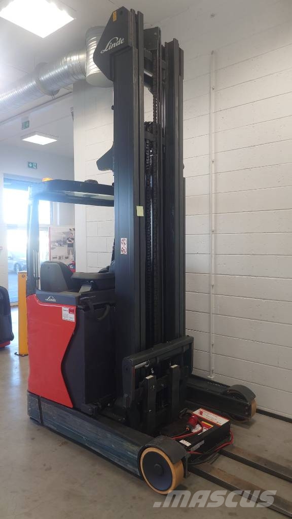 Linde R14/1120 Montacargas de alcance de gran altura