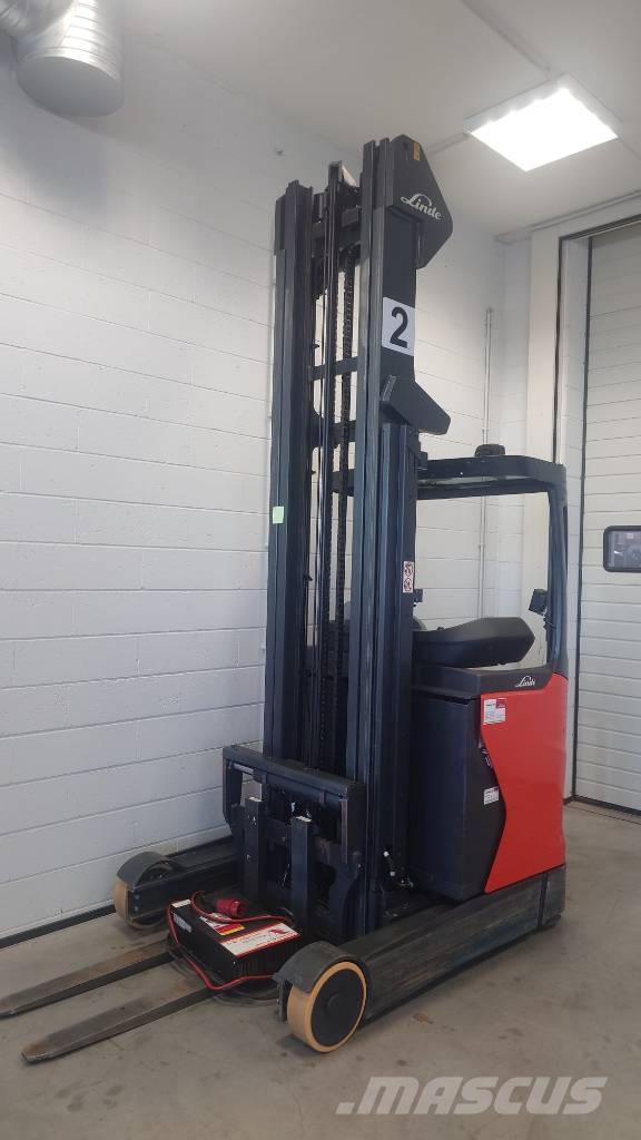 Linde R14/1120 Montacargas de alcance de gran altura