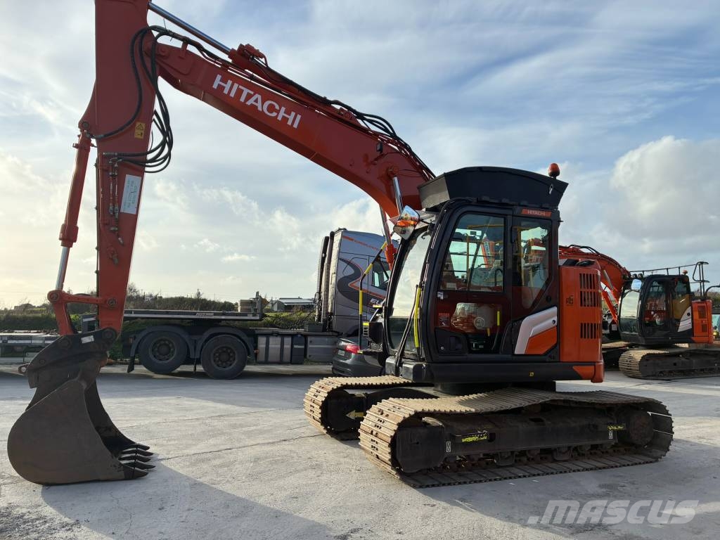 Hitachi ZX 135 US-7 Crawler excavators