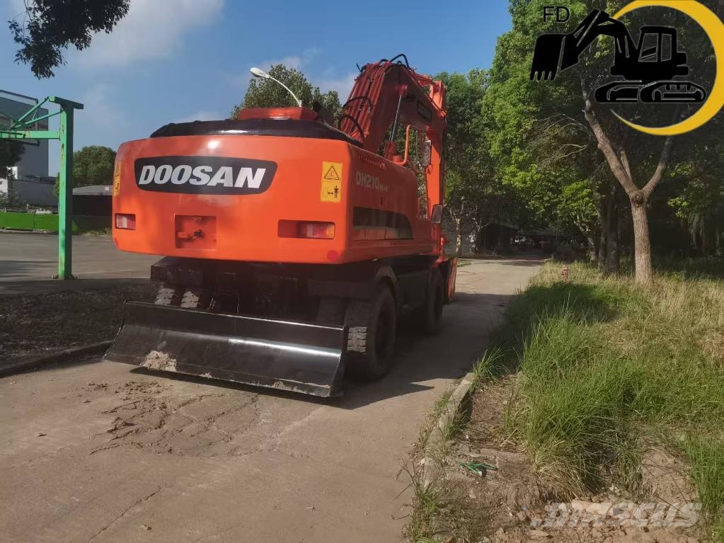 Doosan DH 210W-9 Kolesové rýpadlá