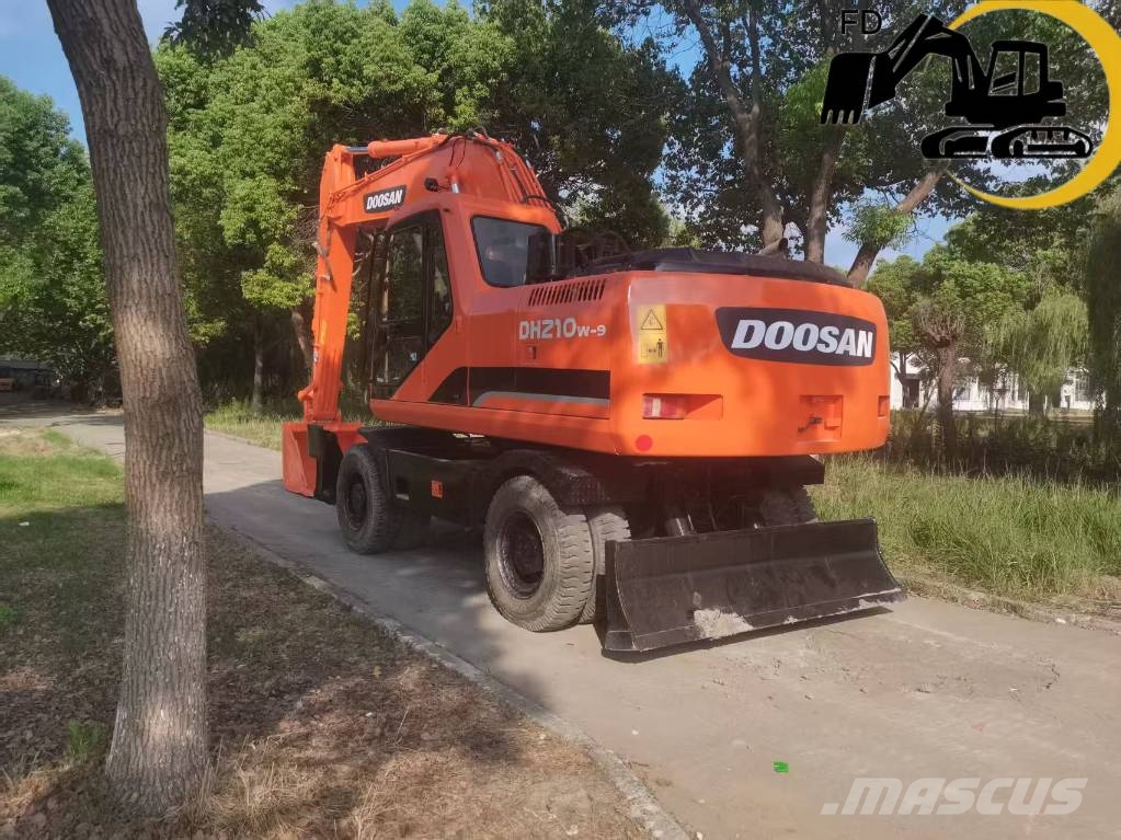 Doosan DH 210W-9 Kolesové rýpadlá
