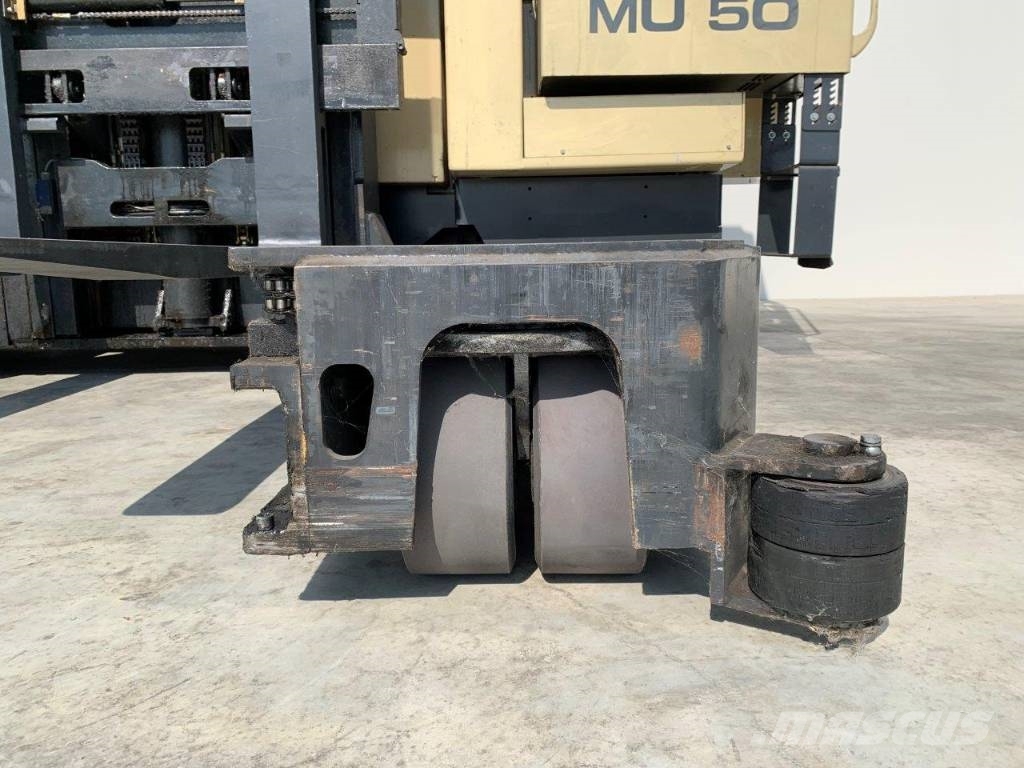 Hubtex MU50 (2001-H/1) Ретрак/ Високоповдигач с изместване на вилката напред