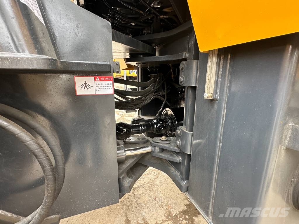 XCMG ZL 50 GN  Shanghai largest supplier Фронтальні навантажувачі
