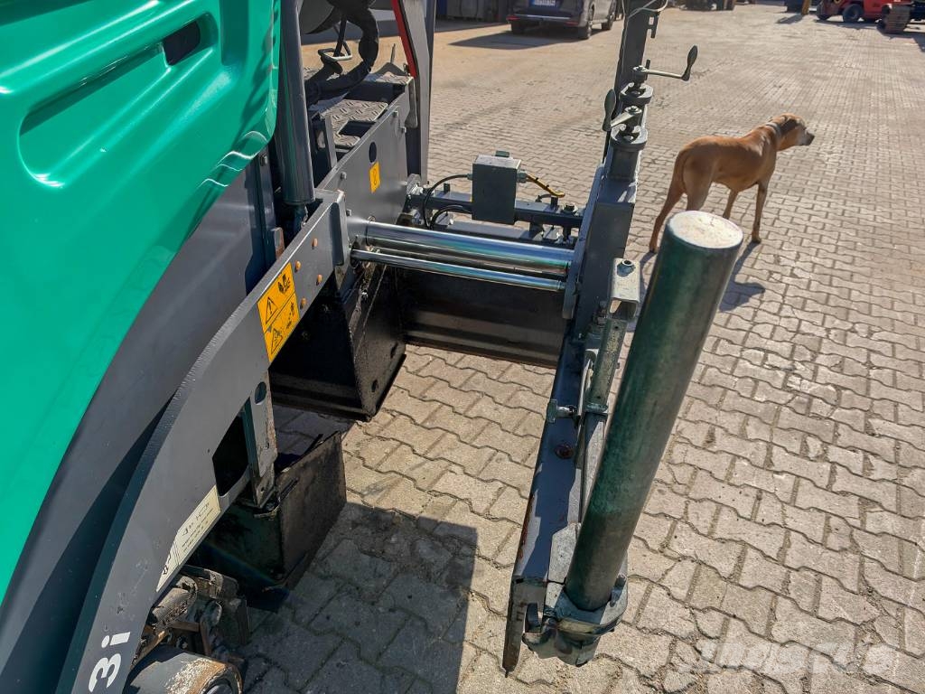 Vögele Super 800-3i 55,4 kW 6500 kg Asfalta klājēji