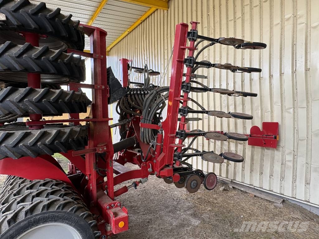 Horsch Focus 6 TD Mechanické sejačky