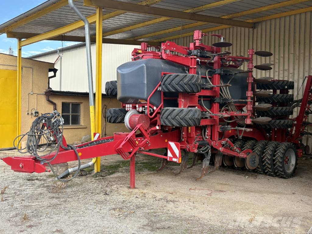 Horsch Focus 6 TD Mechanické sejačky