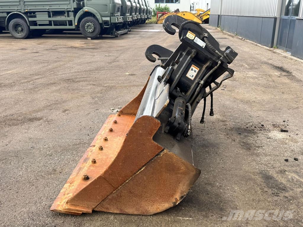 CAT Tilt bucket NGT-3-2000 دلاء