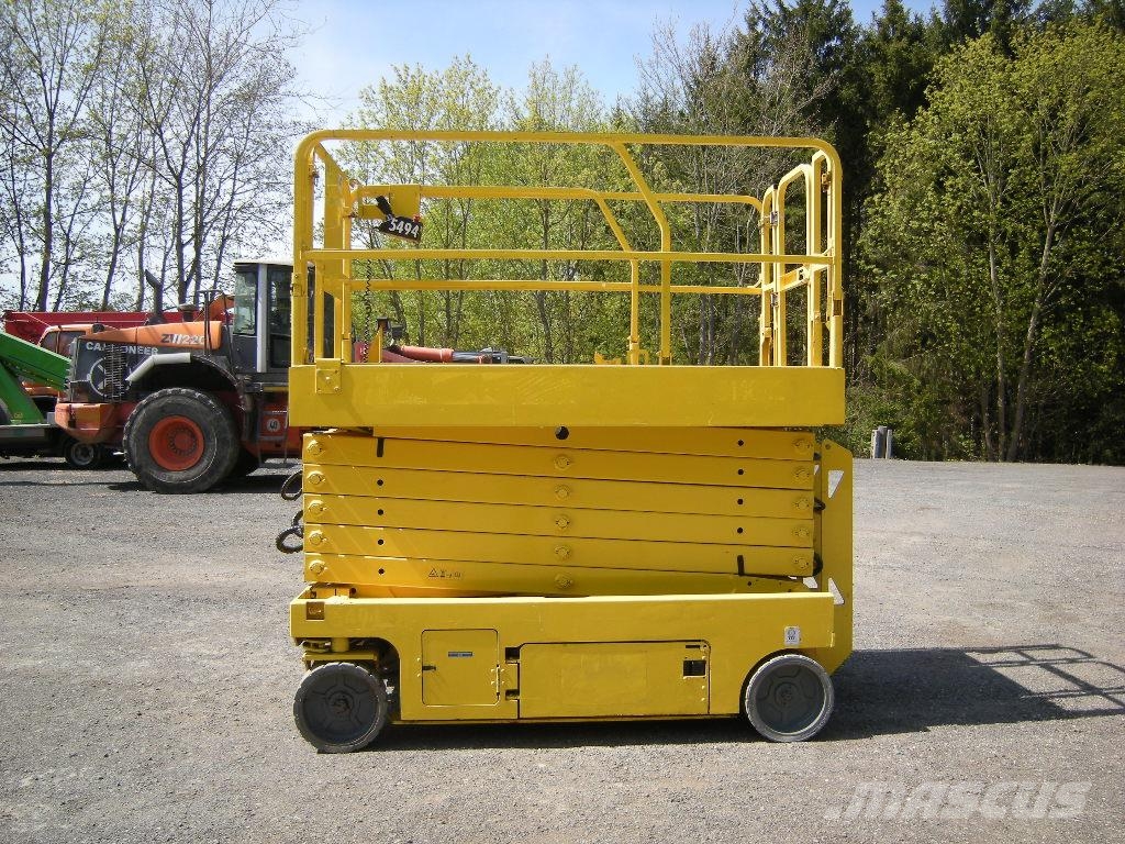 Genie GS 4047 (ID1234) Žirkliniai keltuvai