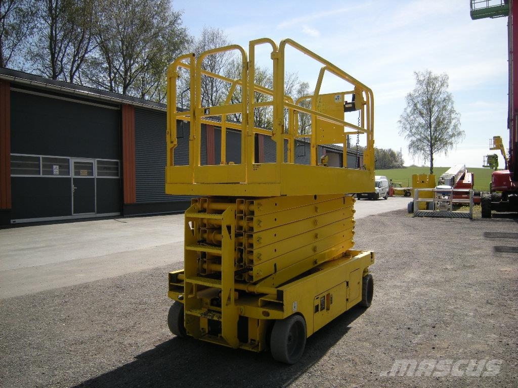 Genie GS 4047 (ID1234) Žirkliniai keltuvai