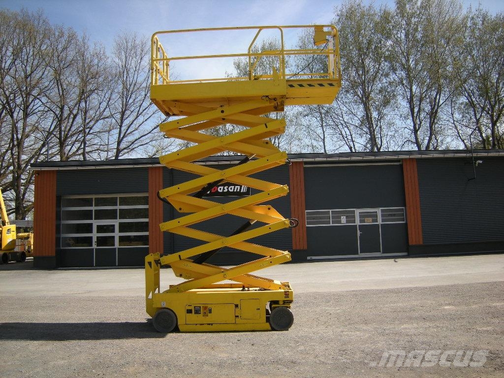 Genie GS 4047 (ID1234) Žirkliniai keltuvai
