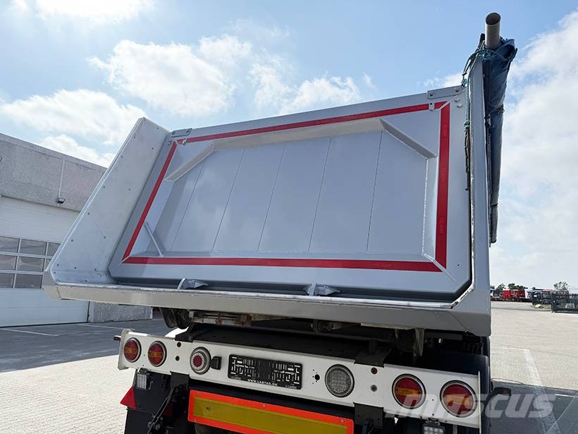 Kel-Berg Tipper / Alukastenmulde Kipper 23 m³ Tipper semi-trailers