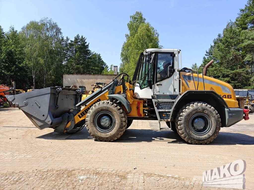 Liebherr L546 لوادر بعجل