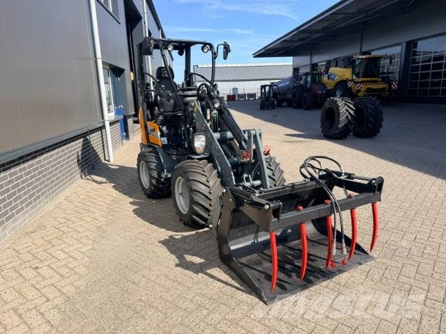 GiANT G 1500 Mini incarcatoare