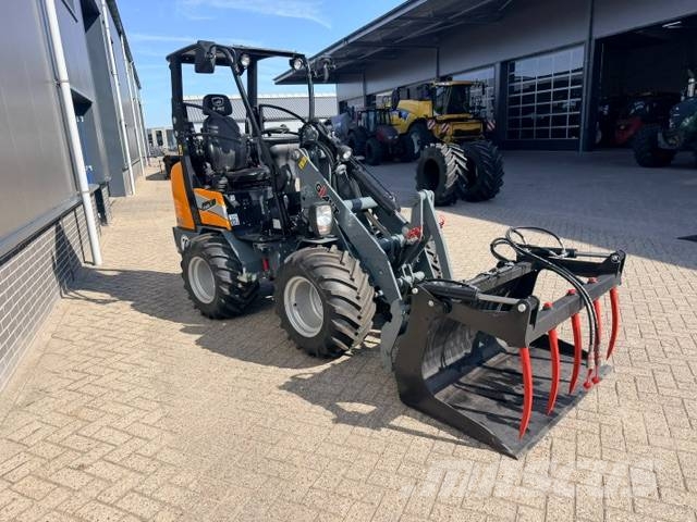 GiANT G 1500 Mini incarcatoare
