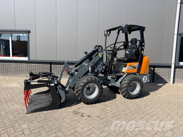 GiANT G 1500 Mini incarcatoare