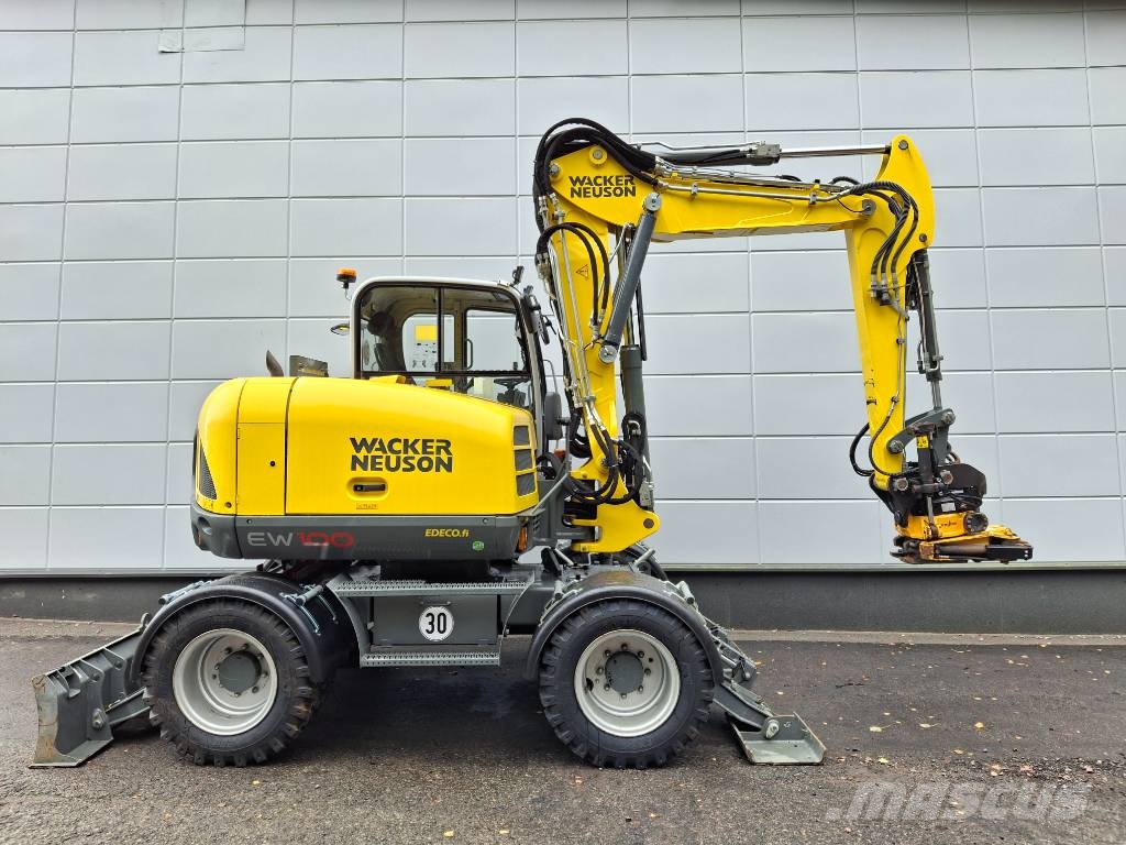 Wacker Neuson EW 100 **Juuri huollettu! Uudet renkaat** Excavatoare cu roti