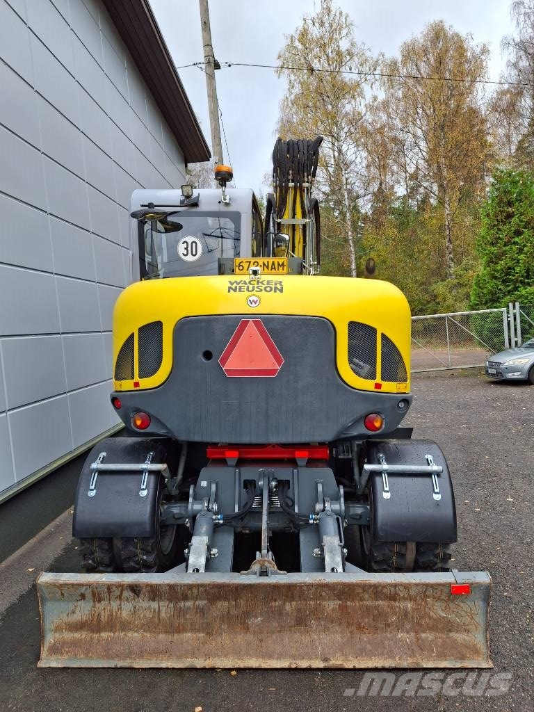 Wacker Neuson EW 100 **Juuri huollettu! Uudet renkaat** Excavatoare cu roti
