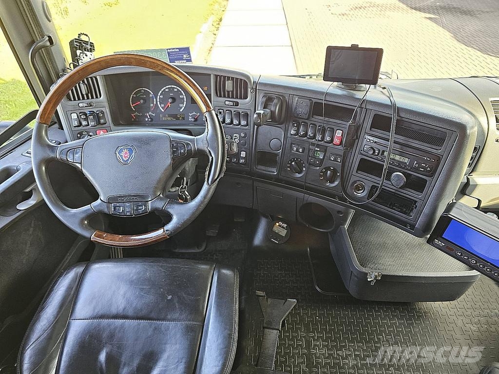 Scania R560 V8 6X2 Tractor Units